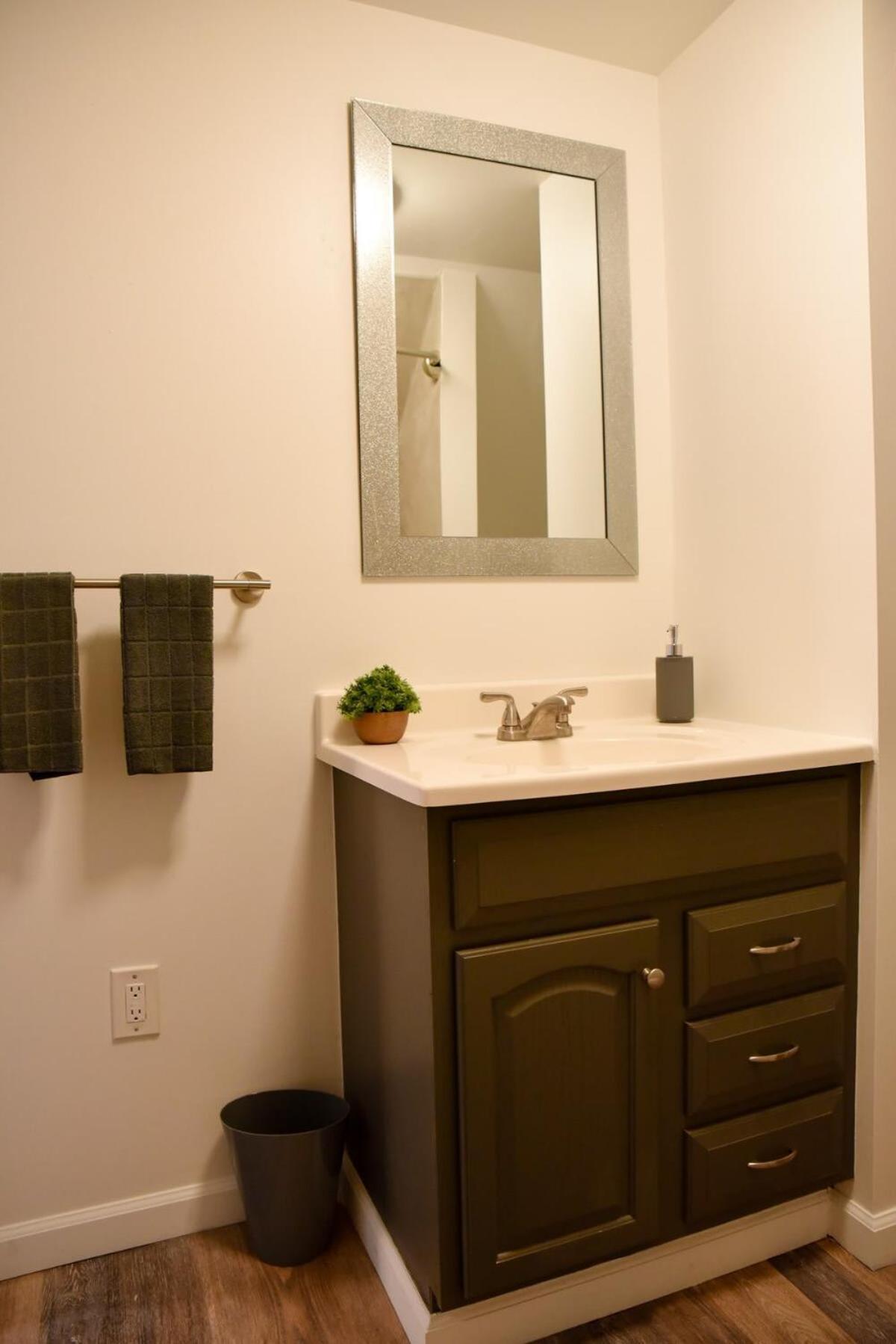Unwind In A Bright Comfortable Apartment For 3 Pittsburgh Dış mekan fotoğraf