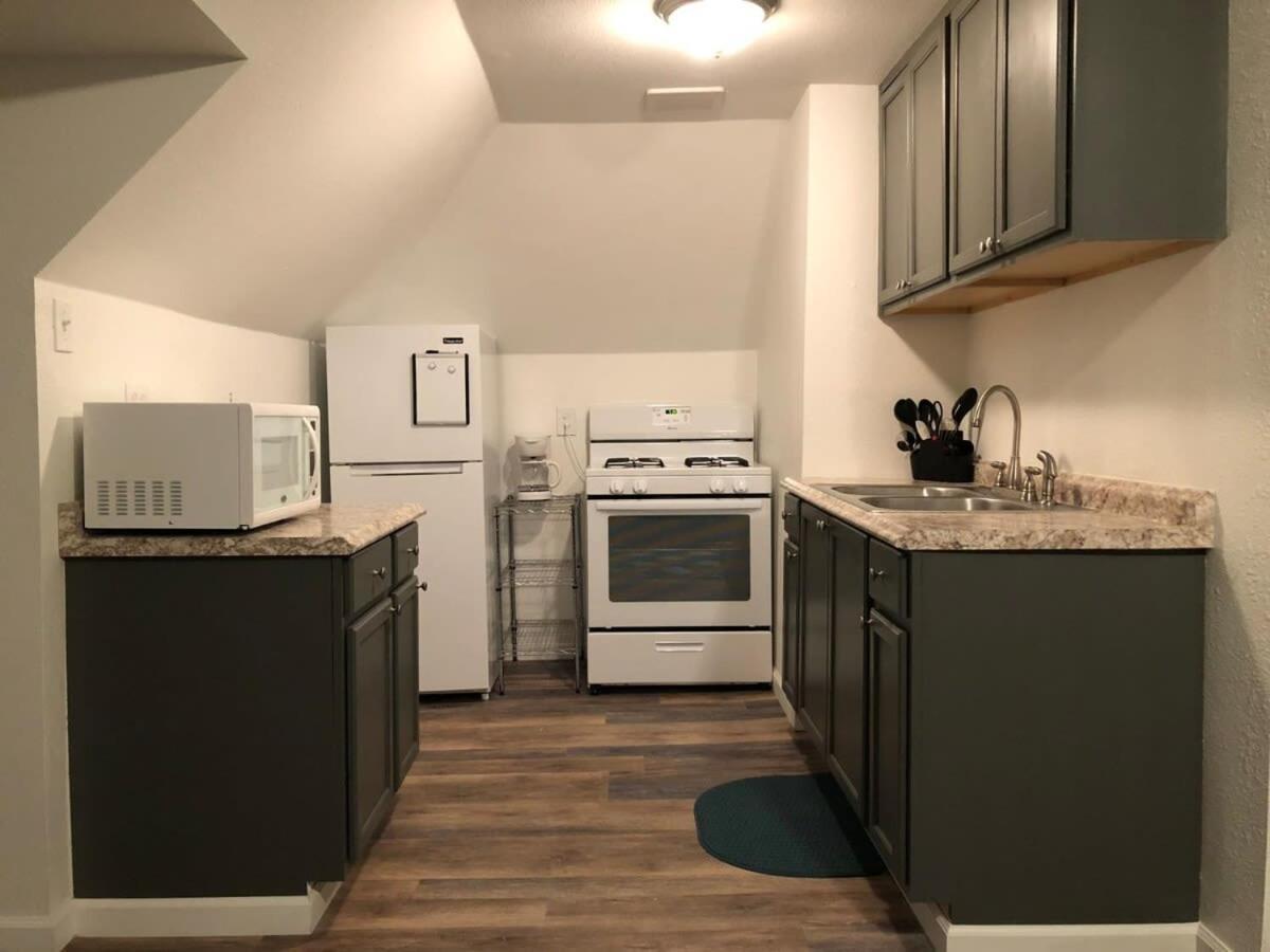 Unwind In A Bright Comfortable Apartment For 3 Pittsburgh Dış mekan fotoğraf